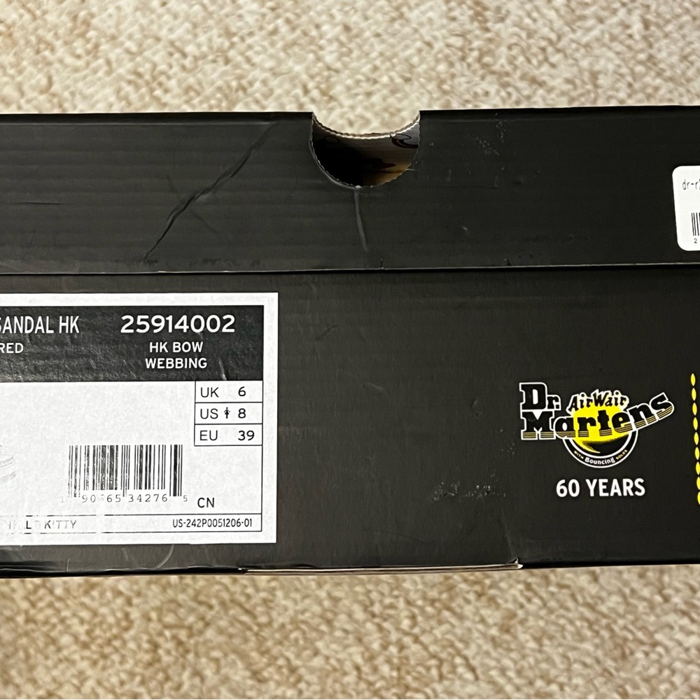 Dr Martens x Hello Kitty Sandals - Black and Red Limited edition - Picture 3 of 8